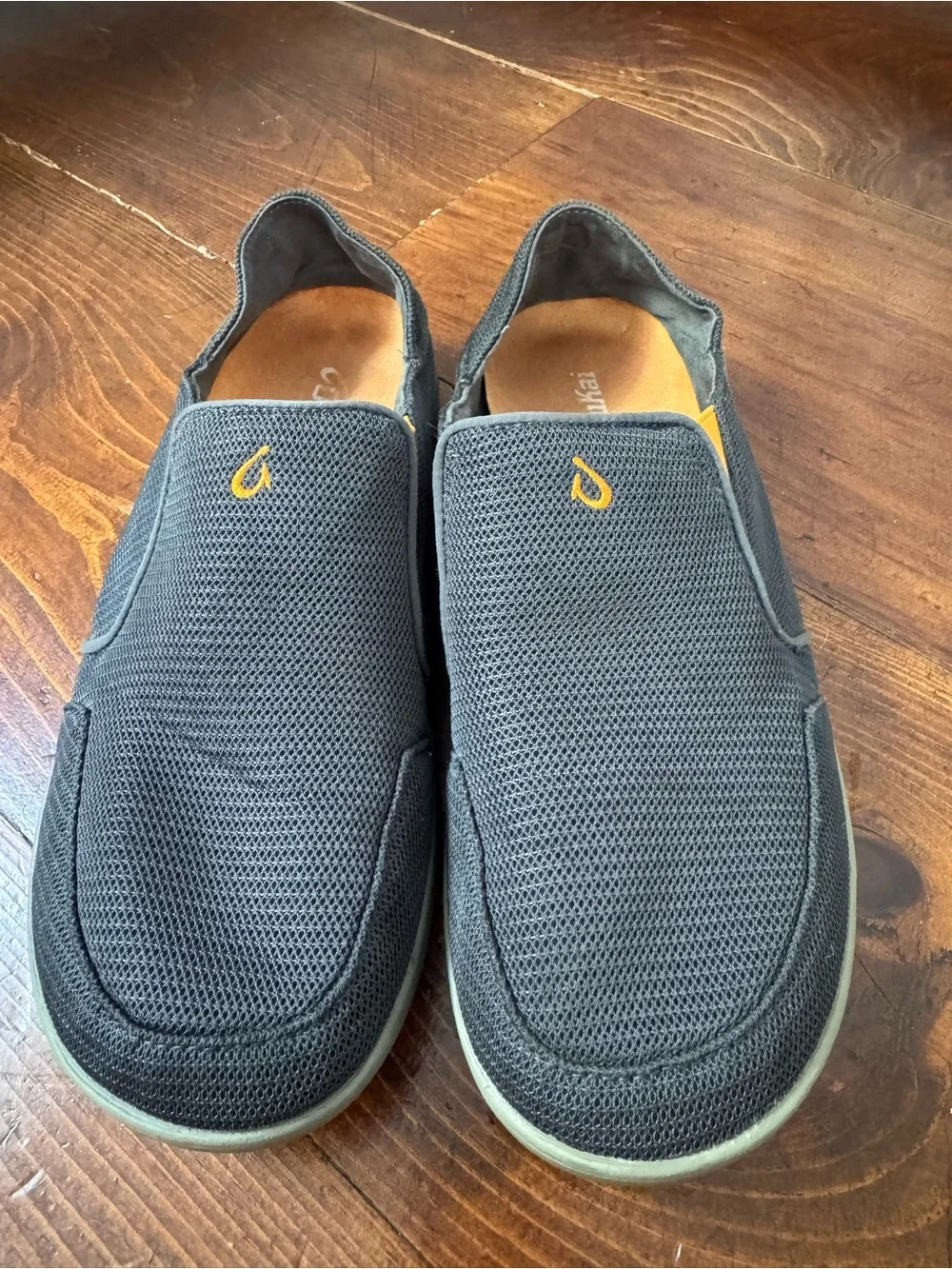 OluKai‎ Nohea Mesh Slip-On Men's. Dark Shadow. Size 11